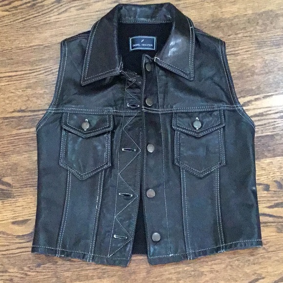 Black Daniel Hechter Lamb Leather Vest - Picture 5 of 9